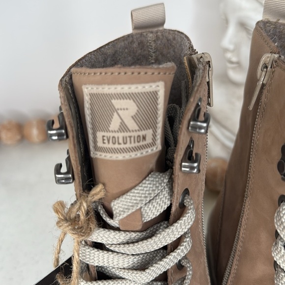 Rieker EVOLUTION
Lace-up ankle boots - camel ginger Euro 39/8 - Picture 5 of 14